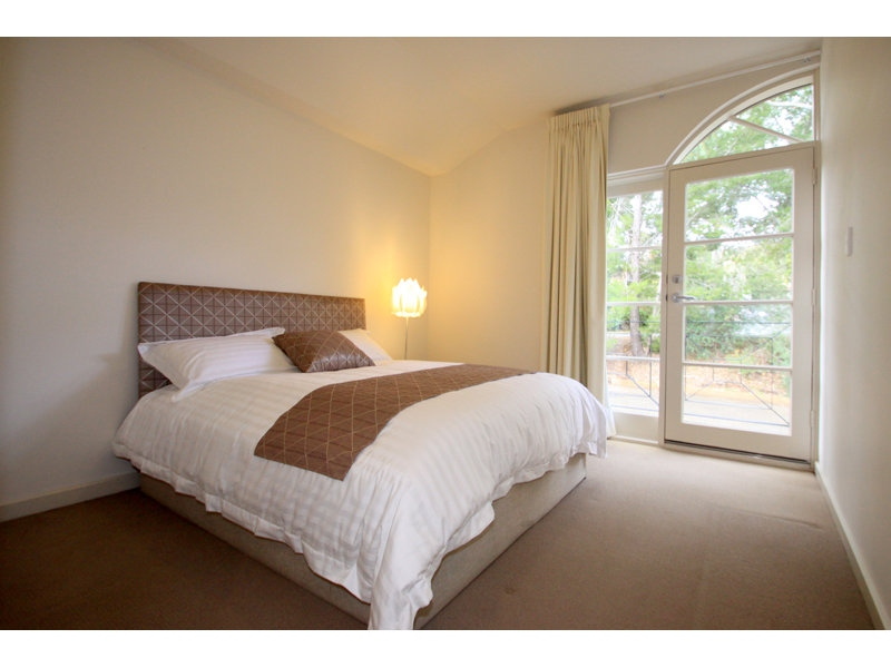 49 Wyatt Road, Burnside Sold by Booth Real Estate - image 1
