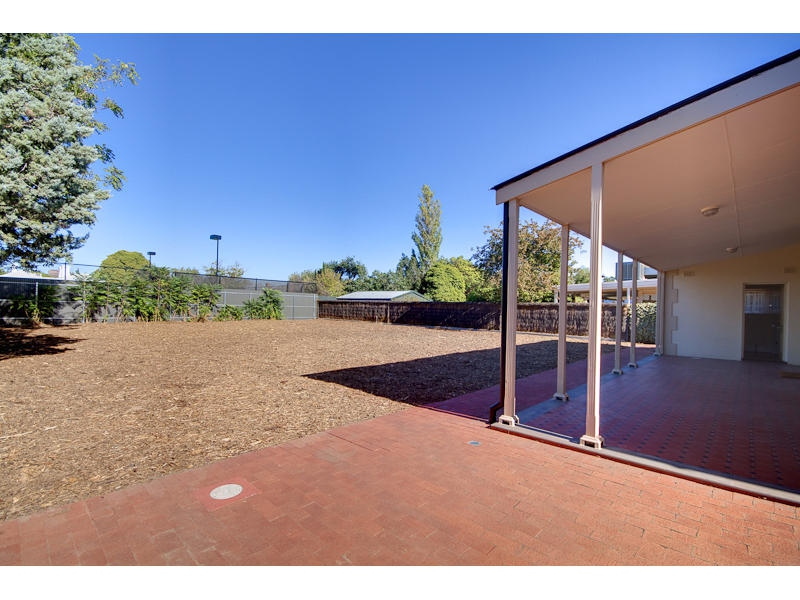 12 Baliol Street, College Park Sold by Booth Real Estate - image 1
