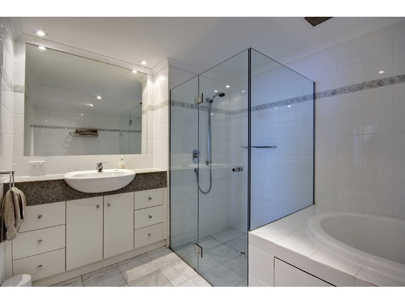 46/5 Holdfast Promenade, Glenelg Sold by Booth Real Estate - image 1