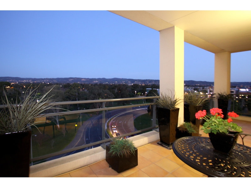 61/38 East Terrace, Adelaide Sold by Booth Real Estate - image 1