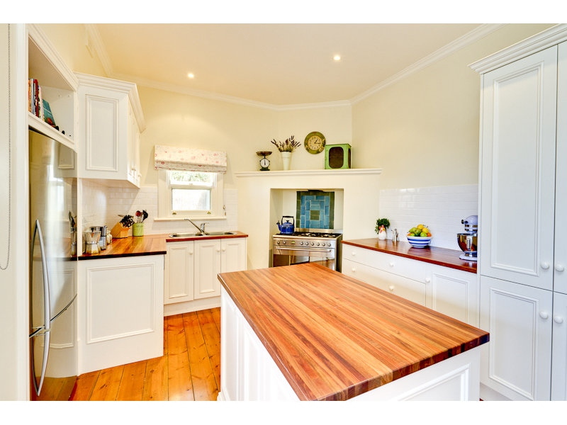26 Brigalow Avenue, Kensington Gardens Sold by Booth Real Estate - image 1