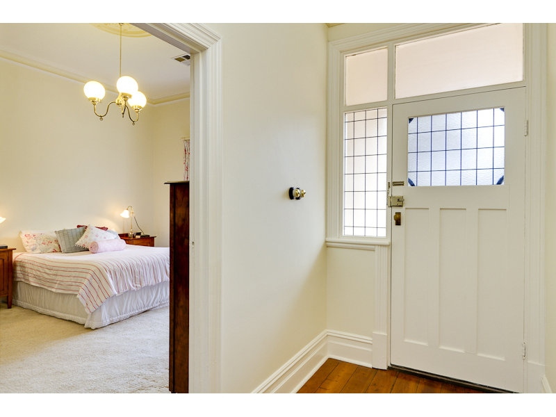 26 Brigalow Avenue, Kensington Gardens Sold by Booth Real Estate - image 1