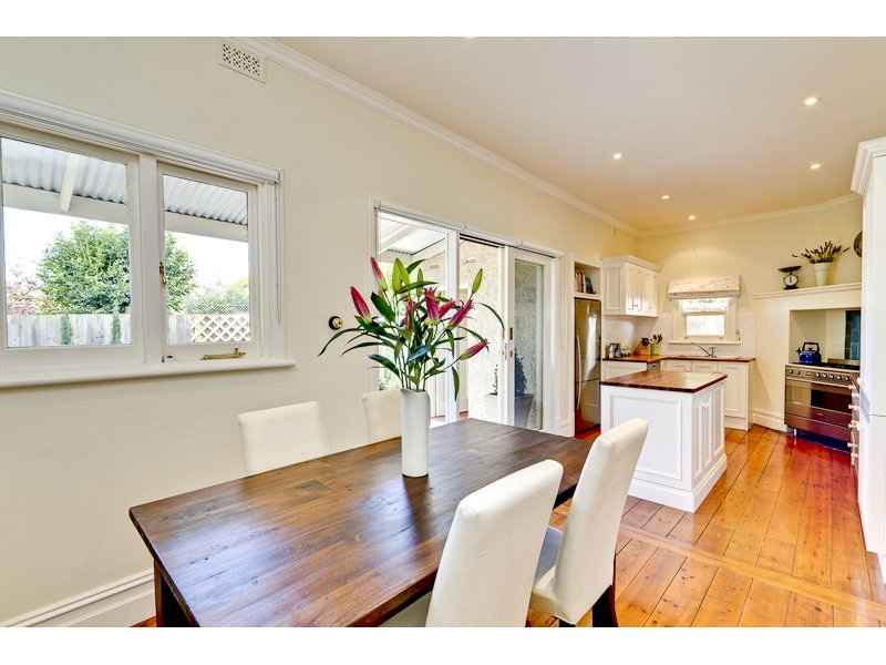 26 Brigalow Avenue, Kensington Gardens Sold by Booth Real Estate - image 1
