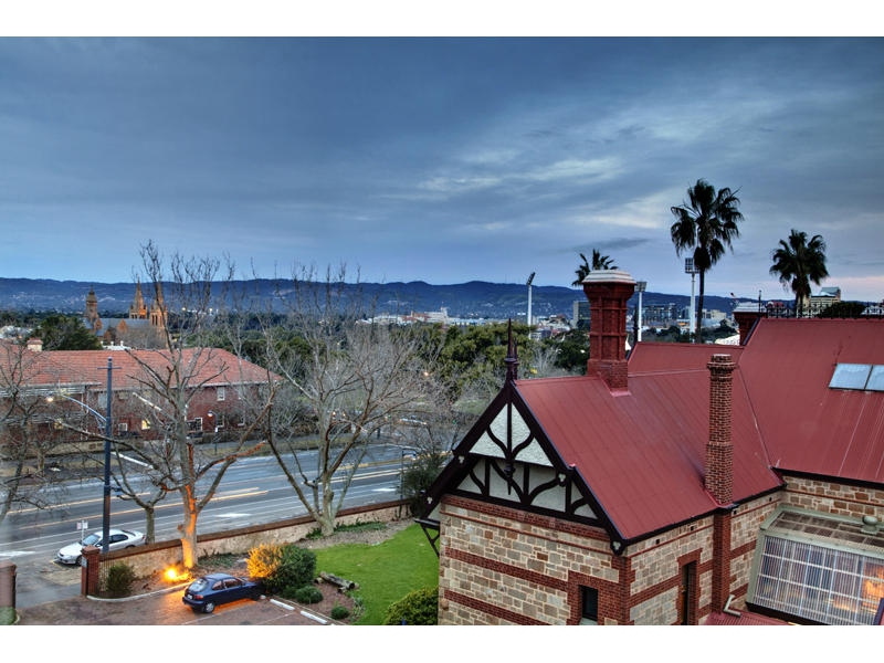 28/21 Jeffcott Street, North Adelaide Sold by Booth Real Estate - image 1