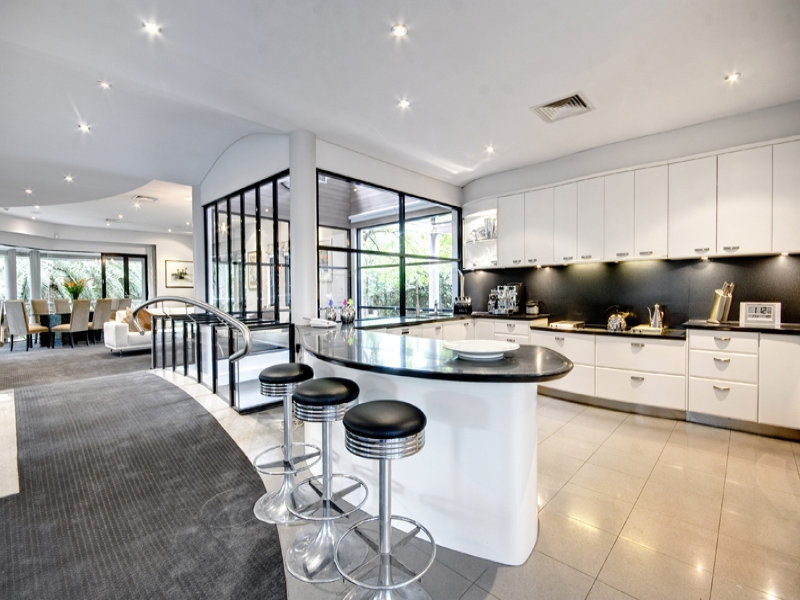 40A Kent Street, Hawthorn Sold by Booth Real Estate - image 1