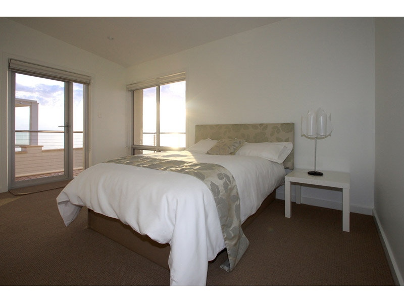 22 Marine Parade, Marino Sold by Booth Real Estate - image 1