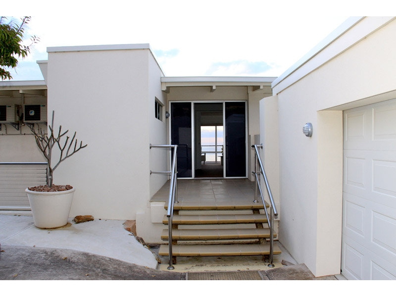 22 Marine Parade, Marino Sold by Booth Real Estate - image 1