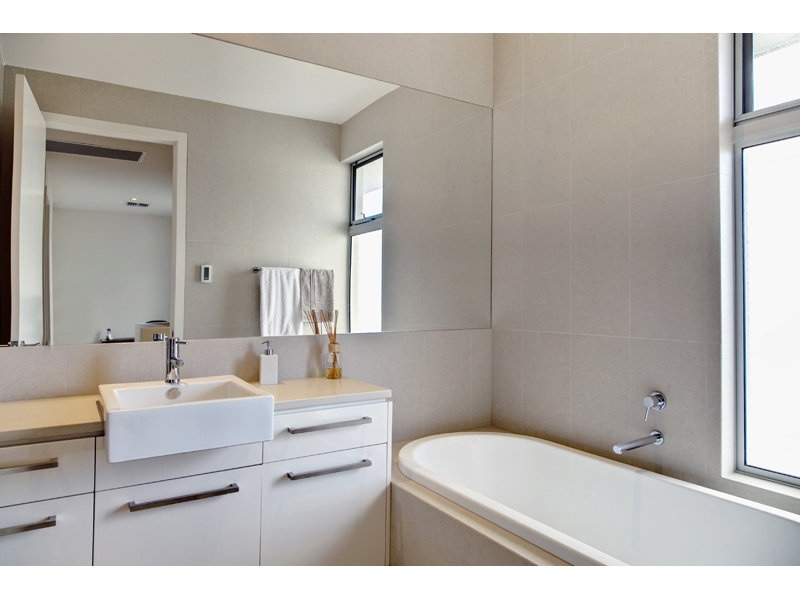 2/3 Allen Grove, Unley Sold by Booth Real Estate - image 1