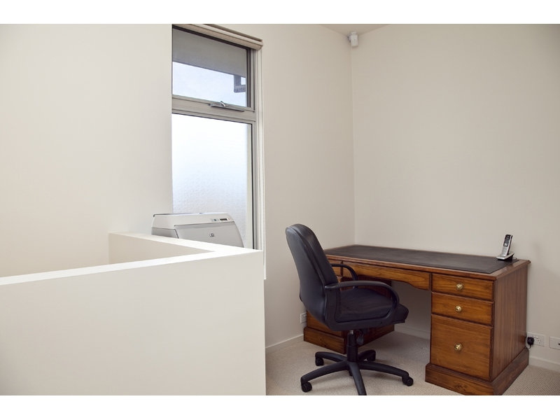 2/3 Allen Grove, Unley Sold by Booth Real Estate - image 1