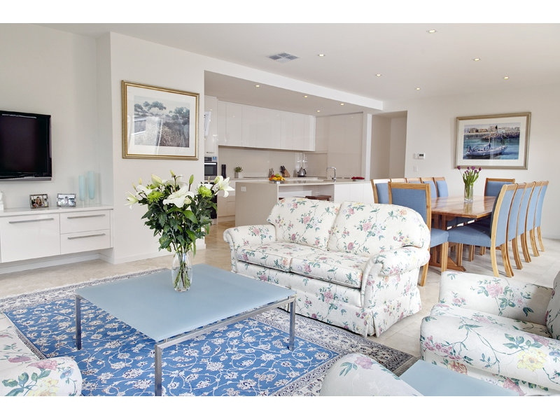 2/3 Allen Grove, Unley Sold by Booth Real Estate - image 1