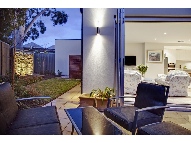 2/3 Allen Grove, Unley Sold by Booth Real Estate - image 1
