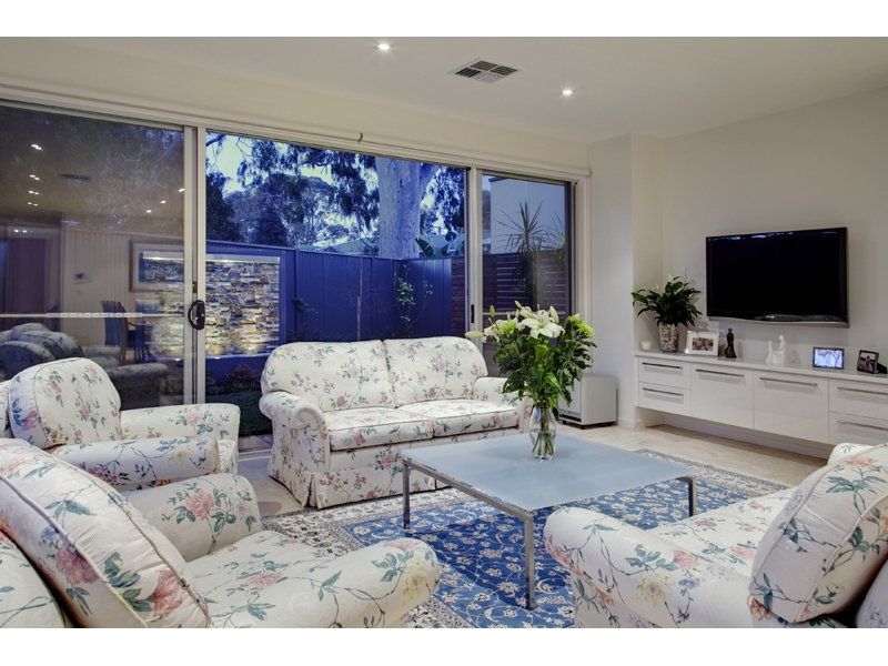 2/3 Allen Grove, Unley Sold by Booth Real Estate - image 1