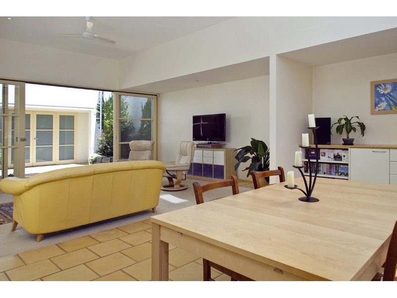 38 Sussex Street, North Adelaide Sold by Booth Real Estate - image 1