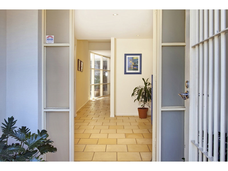 38 Sussex Street, North Adelaide Sold by Booth Real Estate - image 1