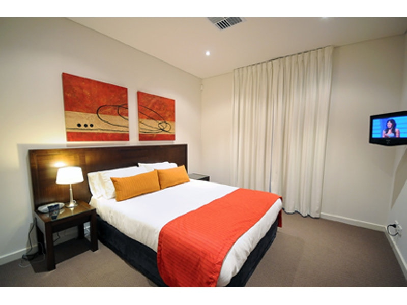 1/6A Tyne Place, Unley Sold by Booth Real Estate - image 1