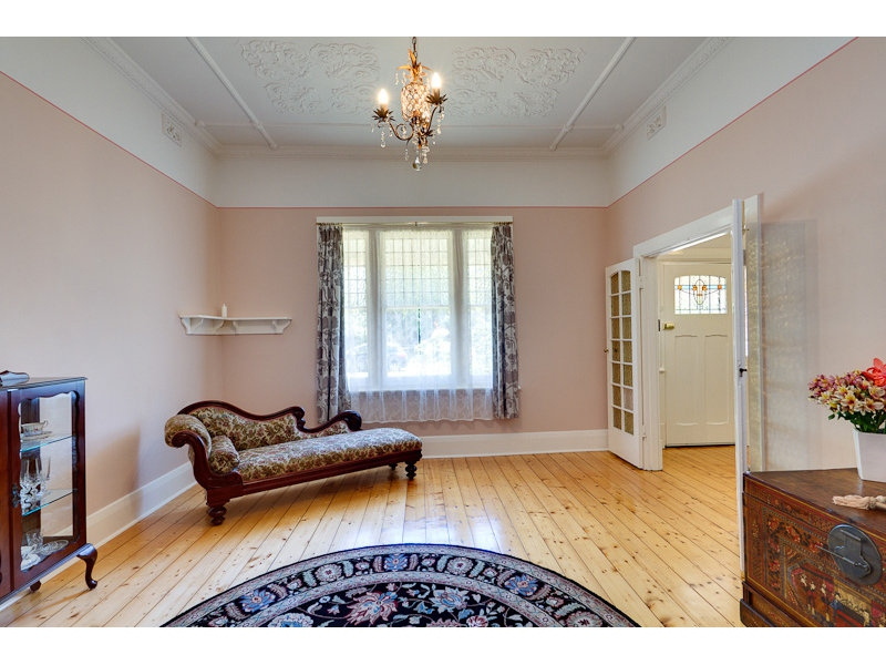 36 Harvey Street East, Woodville Park Sold by Booth Real Estate - image 1