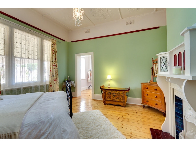 36 Harvey Street East, Woodville Park Sold by Booth Real Estate - image 1
