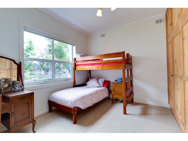 5 Birkinshaw Avenue, Manningham Sold by Booth Real Estate - image 1