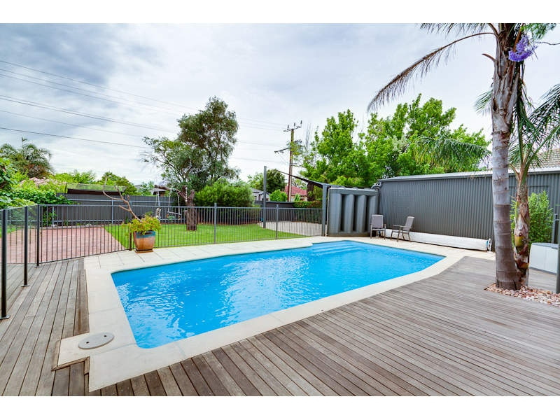 5 Birkinshaw Avenue, Manningham Sold by Booth Real Estate - image 1