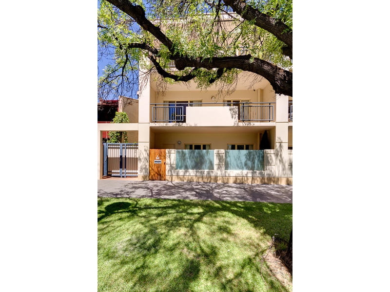 72 Hurtle Square, Adelaide Sold by Booth Real Estate - image 1