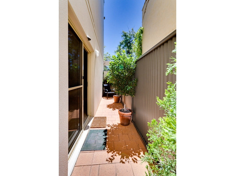 72 Hurtle Square, Adelaide Sold by Booth Real Estate - image 1