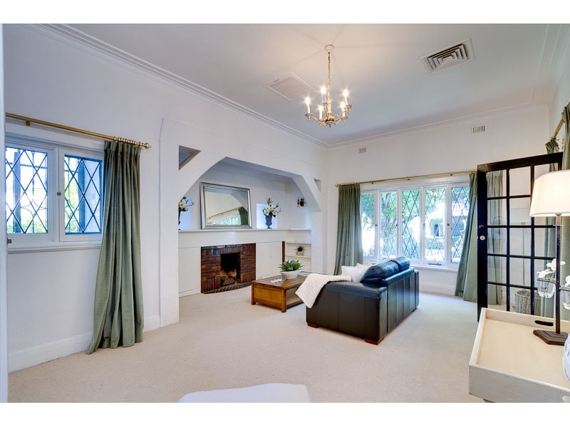 140 Kermode Street, North Adelaide Sold by Booth Real Estate - image 1