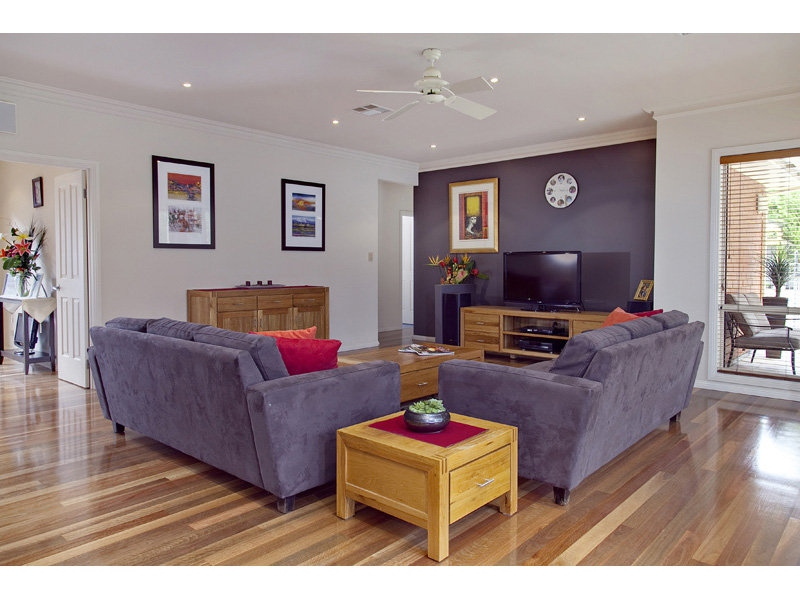 10 Buttrose Street, Glenelg East Sold by Booth Real Estate - image 1