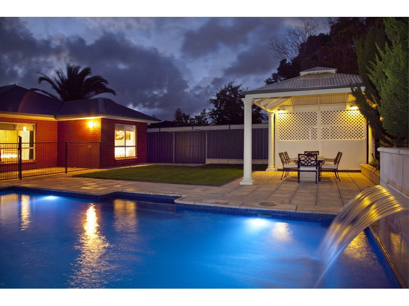 10 Buttrose Street, Glenelg East Sold by Booth Real Estate - image 1