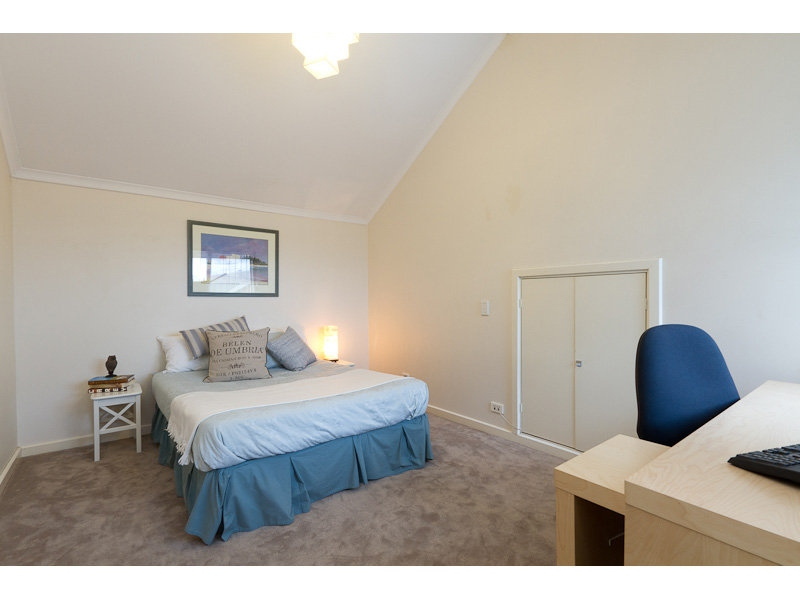 15 Tomsey Street, Adelaide Sold by Booth Real Estate - image 1