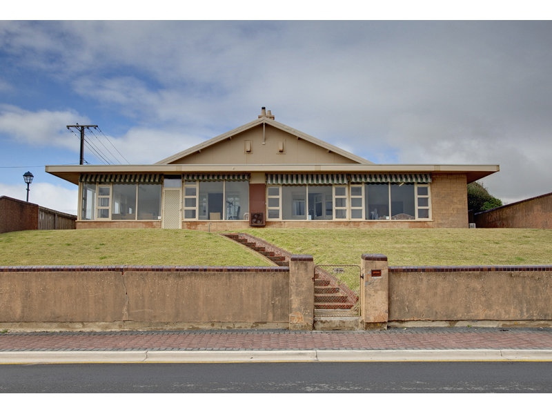 13 Esplanade, Somerton Park Sold by Booth Real Estate - image 1