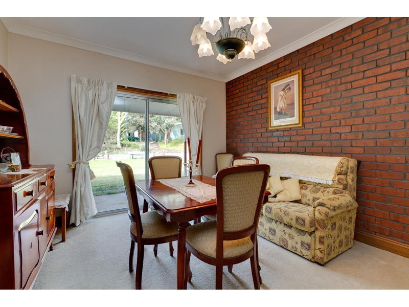 2 James Sim Court, Kalbeeba Sold by Booth Real Estate - image 1