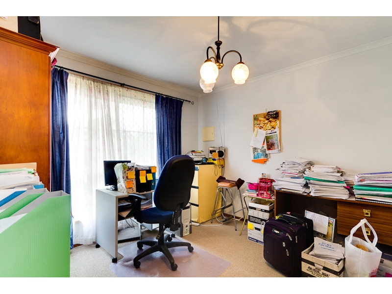 2/26 Douglas Road, Salisbury East Sold by Booth Real Estate - image 1