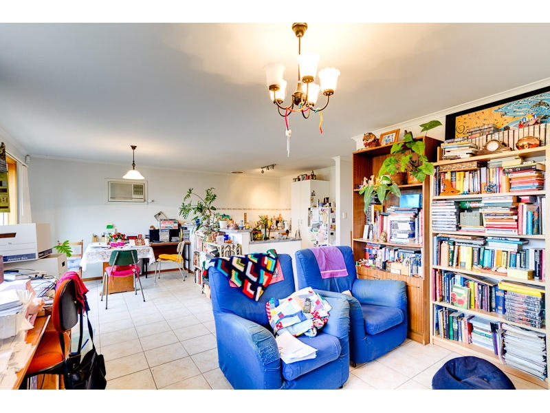 2/26 Douglas Road, Salisbury East Sold by Booth Real Estate - image 1