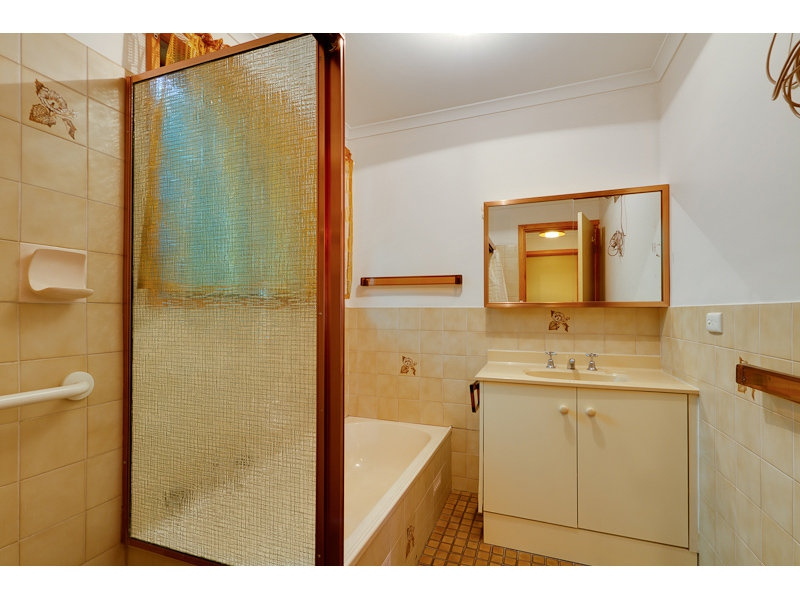3/3 Kimber Place, Athelstone Sold by Booth Real Estate - image 1