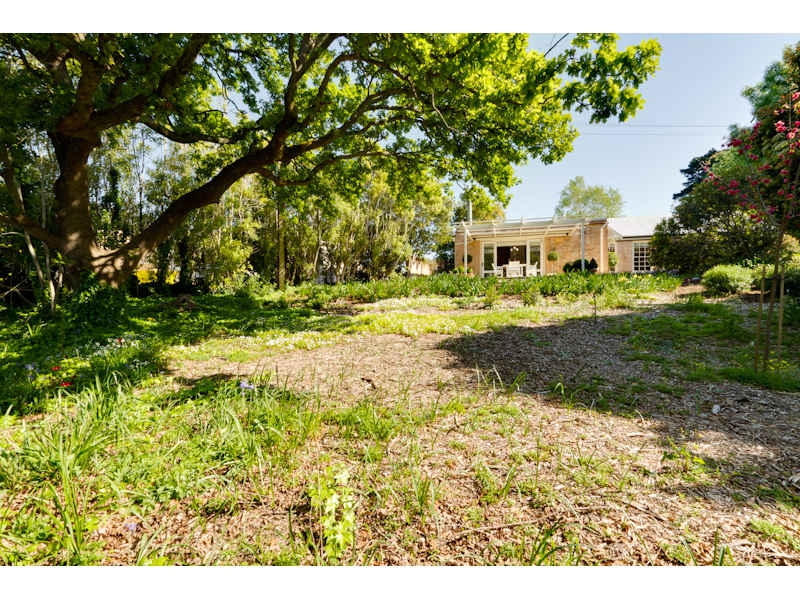 1 Atkinson Road, Crafers West Sold by Booth Real Estate - image 1