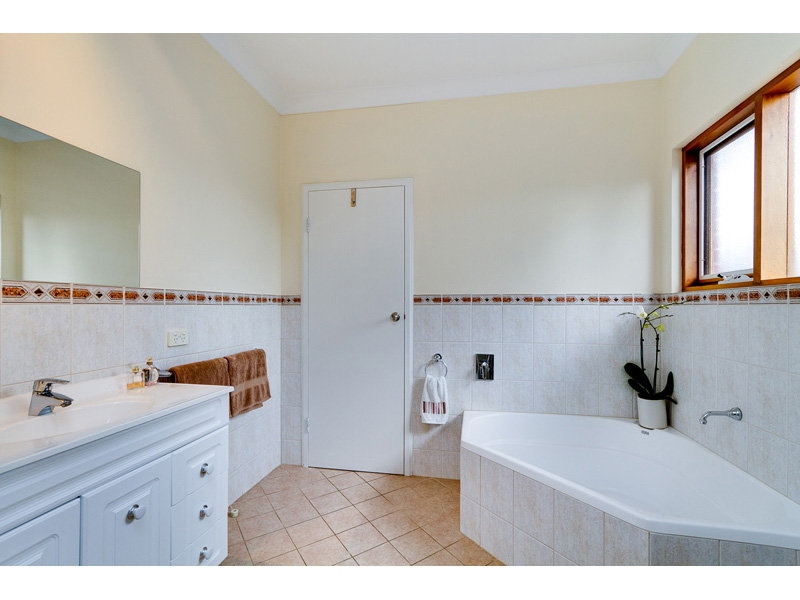 27 Llandower Avenue, Evandale Sold by Booth Real Estate - image 1