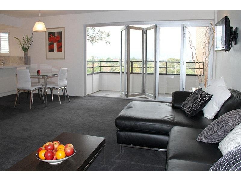 20/150 Strangways Terrace, North Adelaide Sold by Booth Real Estate - image 1