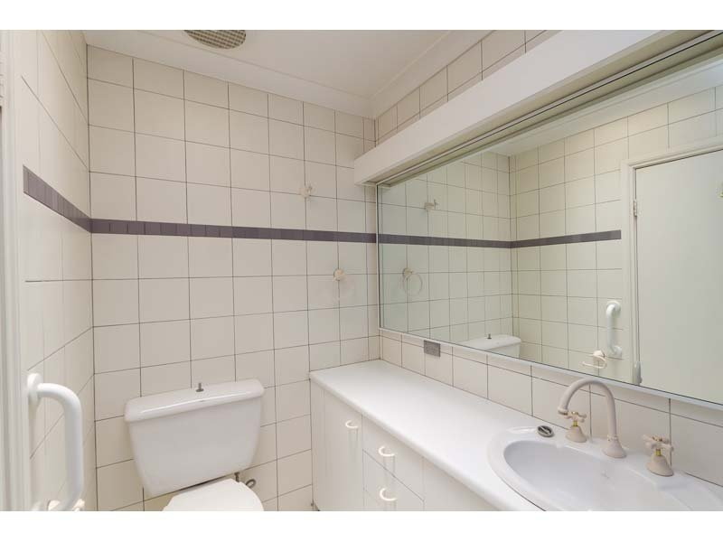313 Flinders Street, Adelaide Sold by Booth Real Estate - image 1