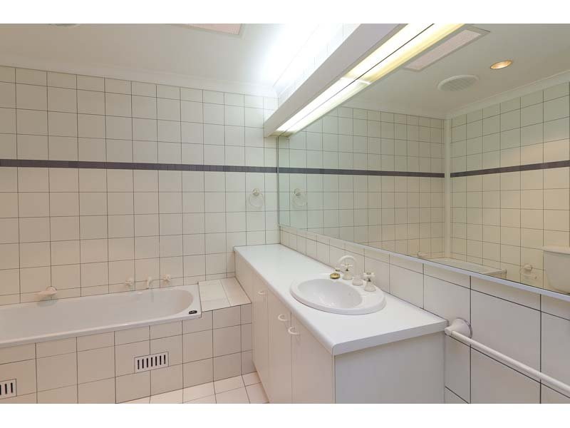 313 Flinders Street, Adelaide Sold by Booth Real Estate - image 1