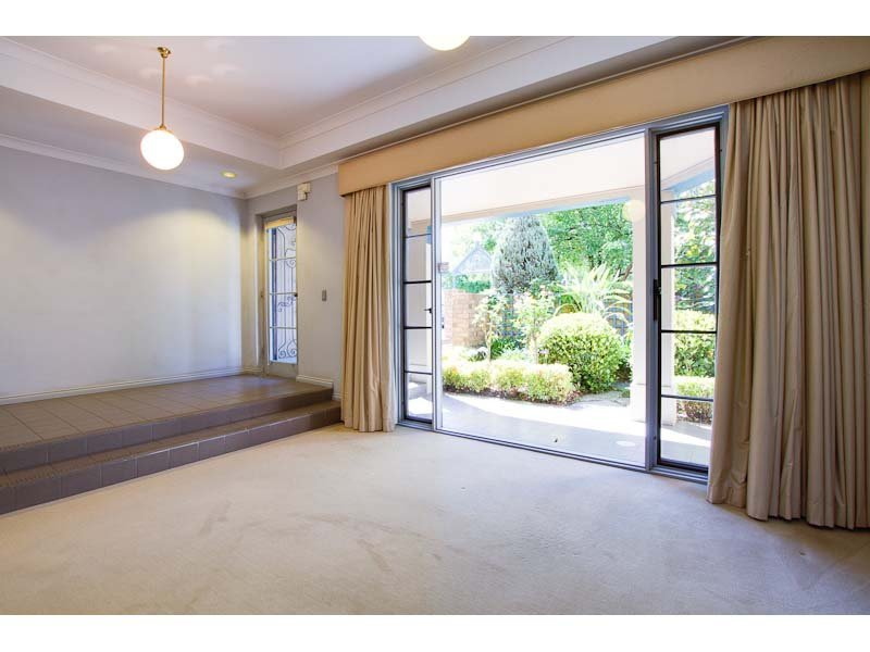 313 Flinders Street, Adelaide Sold by Booth Real Estate - image 1
