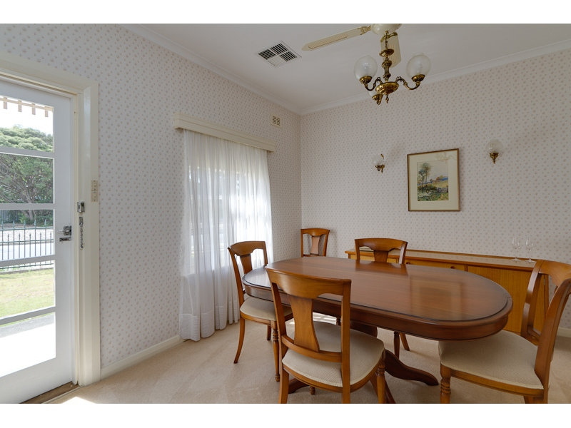 1 Jasmine Grove, Fulham Gardens Sold by Booth Real Estate - image 1