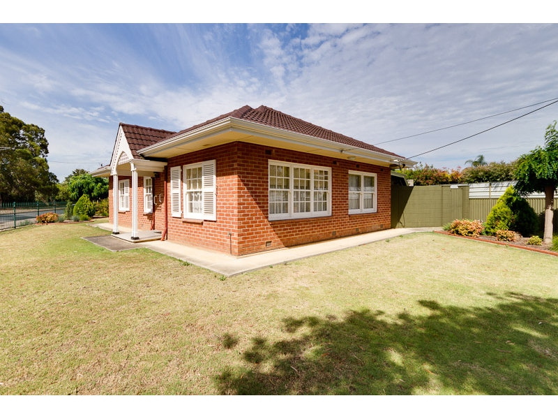 1 Jasmine Grove, Fulham Gardens Sold by Booth Real Estate - image 1