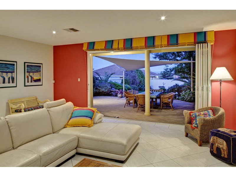18B North Esplanade, Glenelg North Sold by Booth Real Estate - image 1