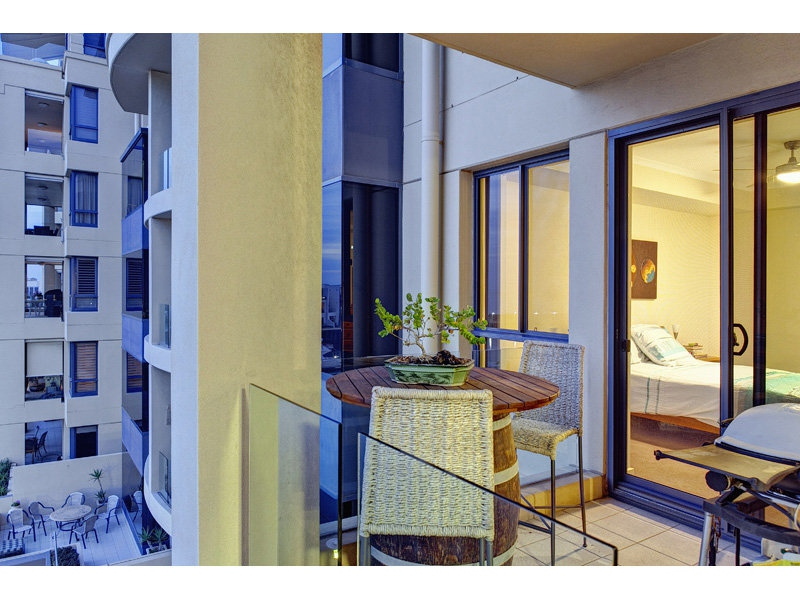33/31 Colley Terrace, Glenelg Sold by Booth Real Estate - image 1