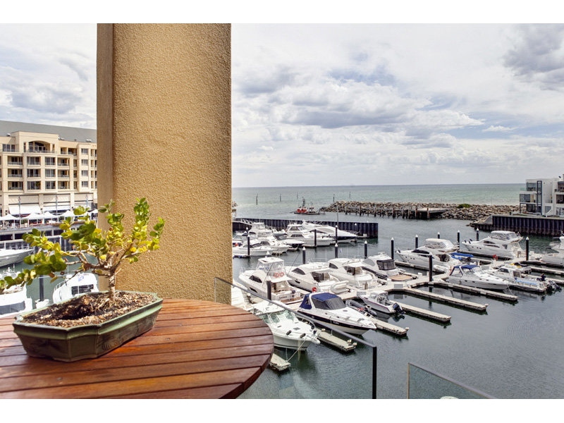 33/31 Colley Terrace, Glenelg Sold by Booth Real Estate - image 1