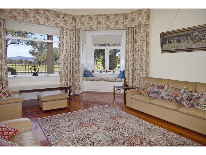 84 LeFevre Terrace, North Adelaide Sold by Booth Real Estate - image 1