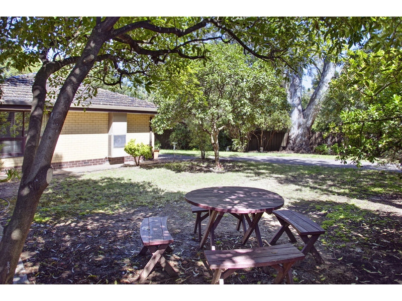 402 Kensington Road, Erindale Sold by Booth Real Estate - image 1
