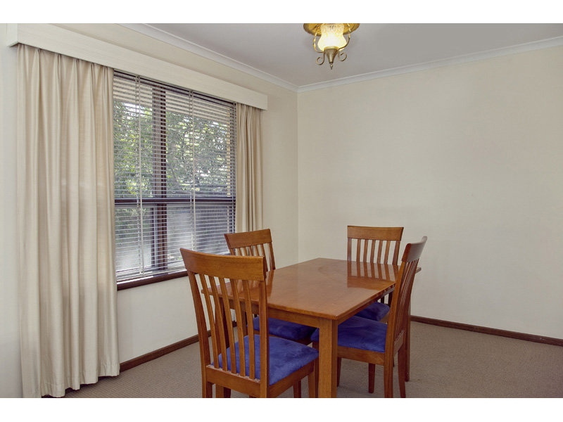 402 Kensington Road, Erindale Sold by Booth Real Estate - image 1