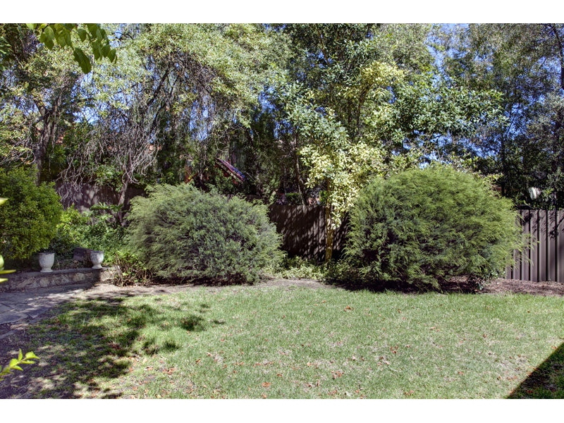 402 Kensington Road, Erindale Sold by Booth Real Estate - image 1