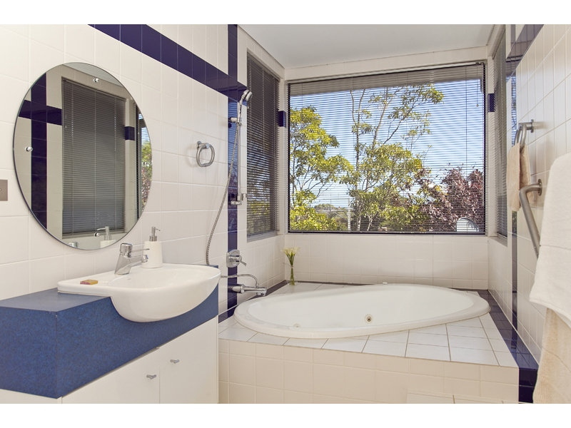7 Glebe Street, Glen Osmond Sold by Booth Real Estate - image 1
